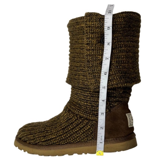 UGG Classic Cardy Boots In Moss Brown Fold Over or Wear tall Size 6 Womens - Picture 7 of 9